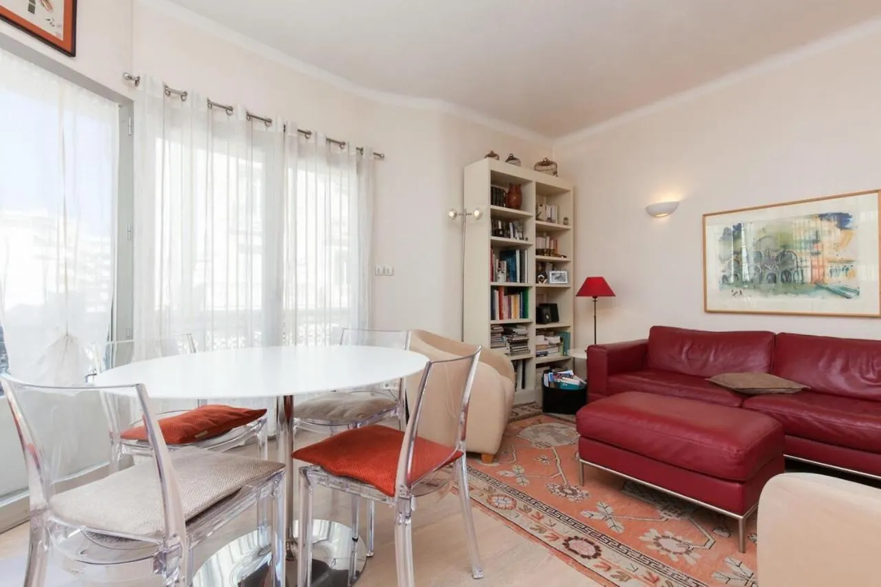 2-Br Apartment In City Center Κάννες